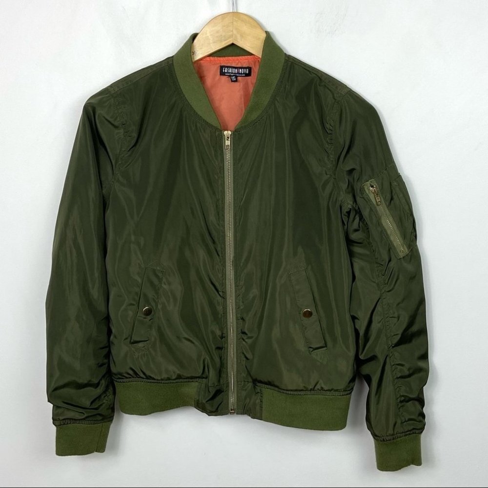 Fashion Nova Poppin Olive Green Bomber Jacket Size XS Coat Padded Puffer Boho - Picture 12 of 12